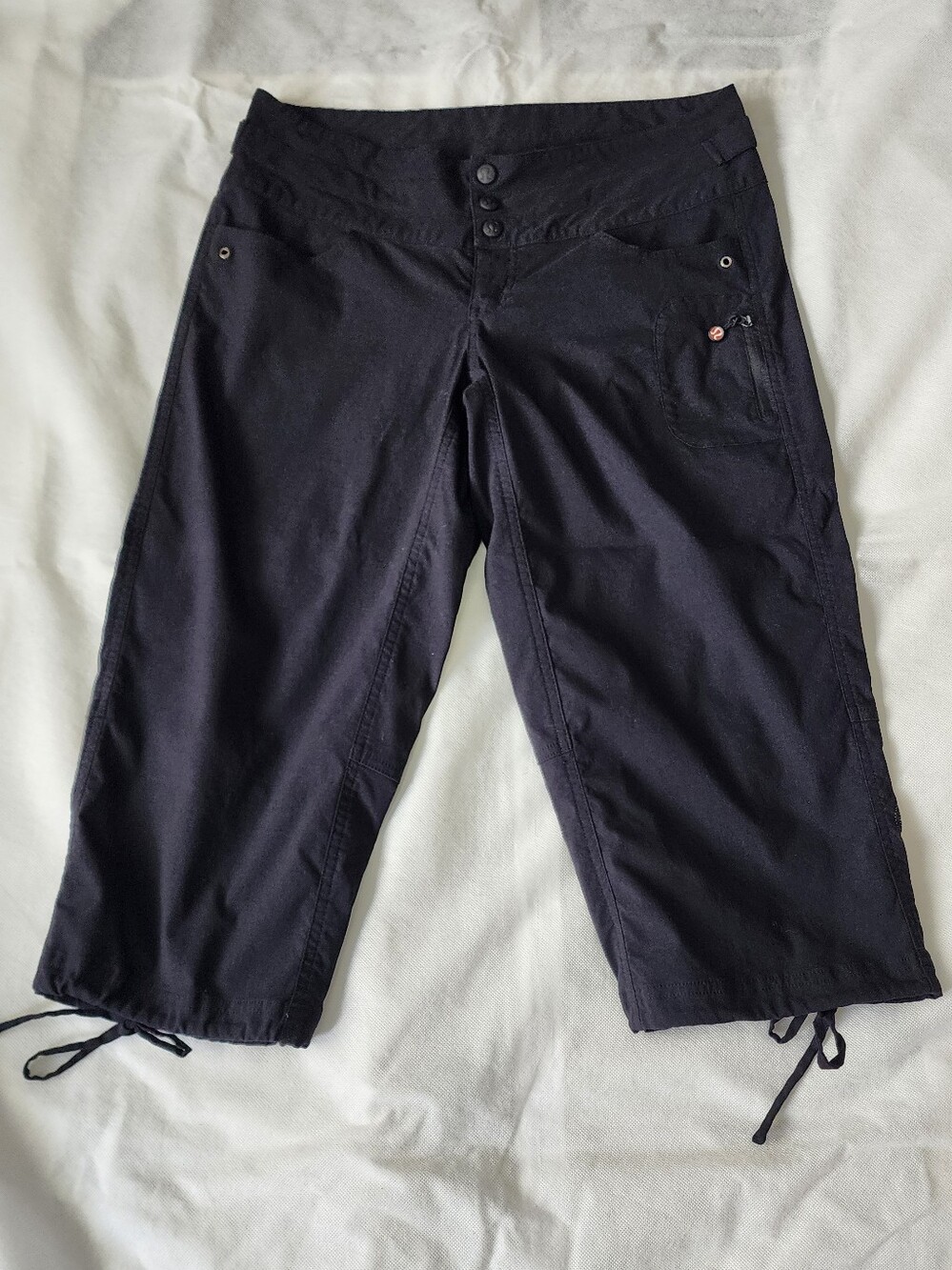 Lululemon Capris Pants - Classic Casual Fit